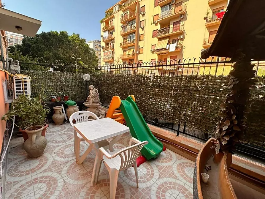 Immagine 5 di Appartamento in vendita  in Largo Cherubini a Palermo