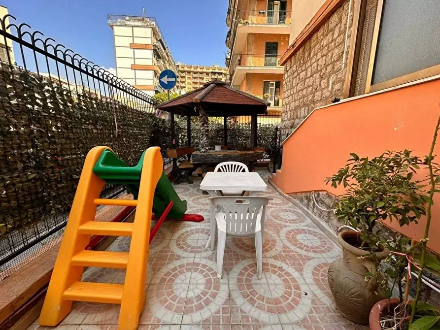 Immagine 4 di Appartamento in vendita  in Largo Cherubini a Palermo