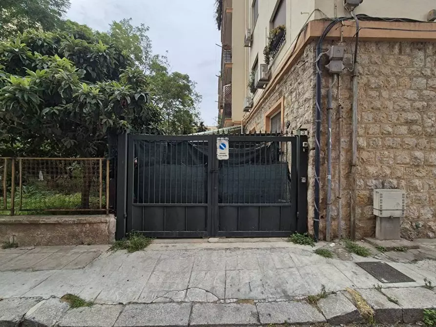Immagine 20 di Appartamento in vendita  in Largo Cherubini a Palermo