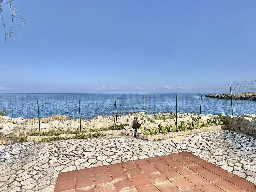 Immagine 5 di Villa in affitto  in Lungomare Pozzillo a Carini