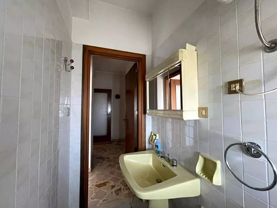 Immagine 24 di Appartamento in vendita  in Viale Regione Siciliana Nord Ovest a Palermo