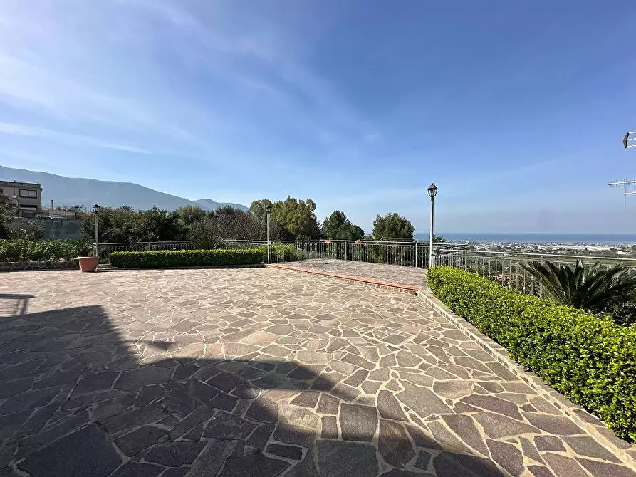 Immagine 2 di Casa indipendente in vendita  in via Milazzo a Carini