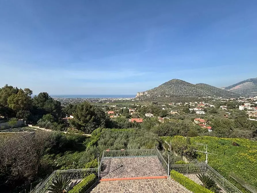 Immagine 3 di Casa indipendente in vendita  in via Milazzo a Carini