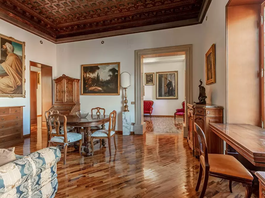 Immagine 5 di Appartamento in affitto  in Via Sistina a Roma