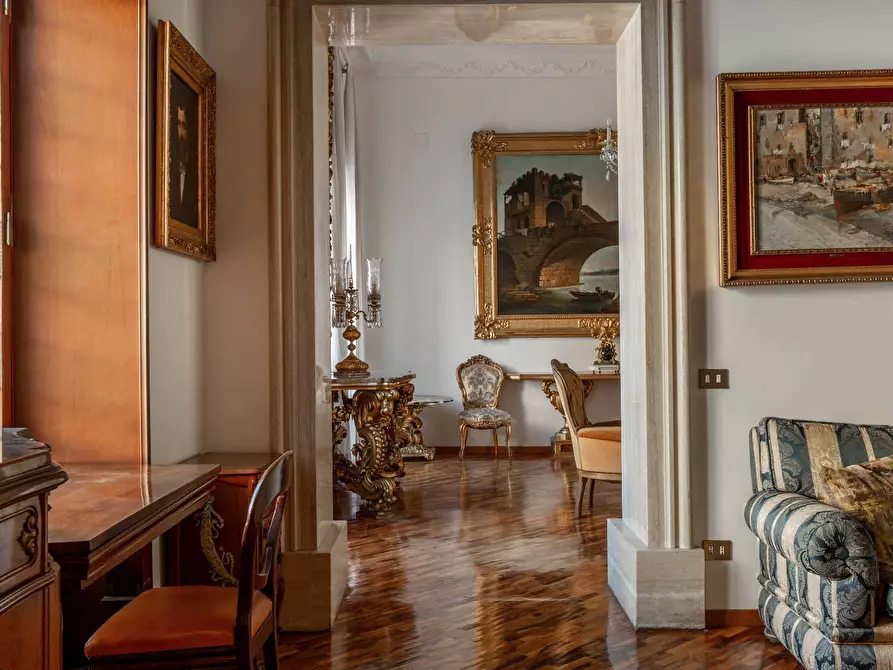 Immagine 8 di Appartamento in affitto  in Via Sistina a Roma