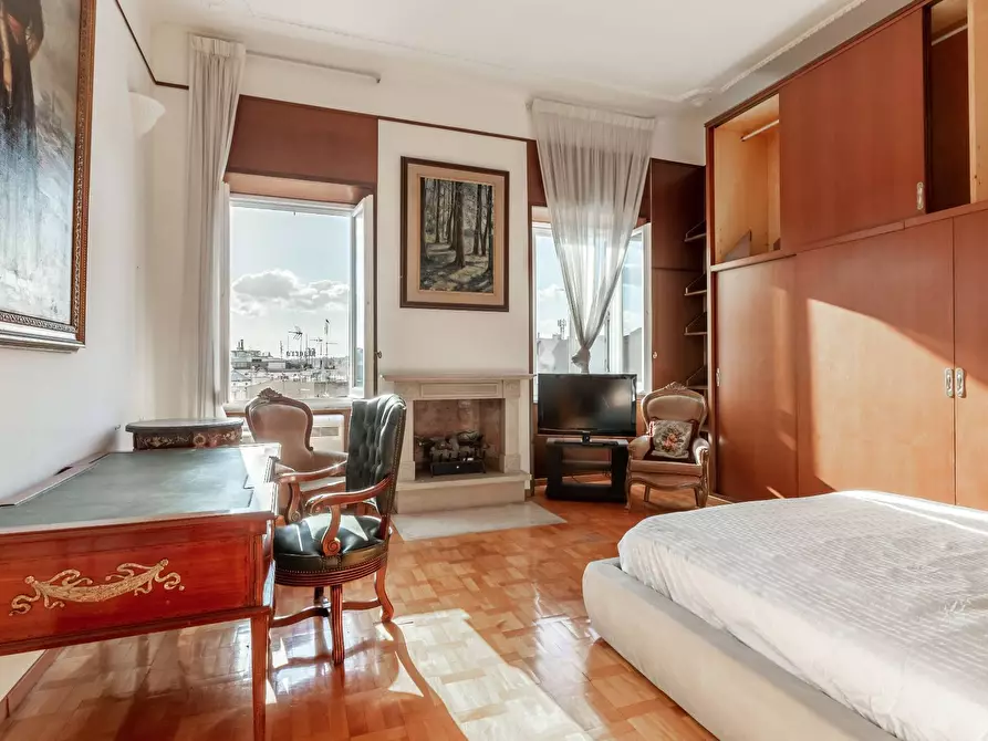 Immagine 9 di Appartamento in affitto  in Via Sistina a Roma