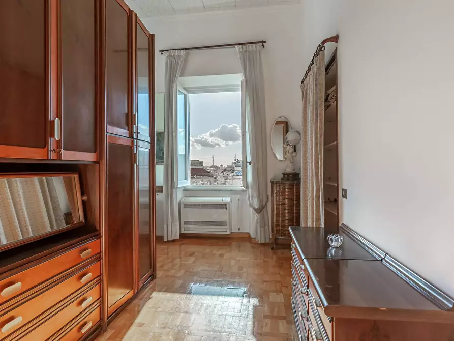 Immagine 13 di Appartamento in affitto  in Via Sistina a Roma