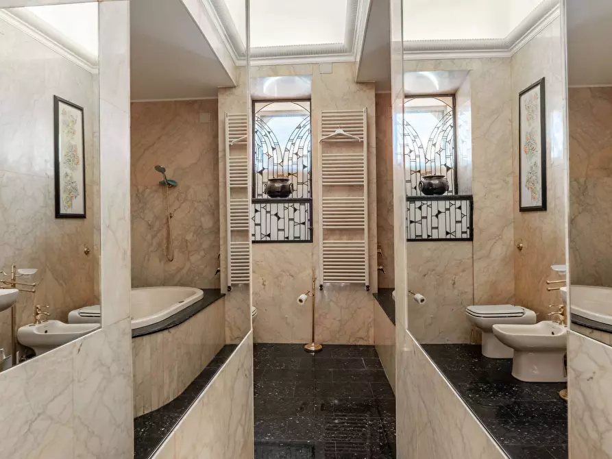 Immagine 14 di Appartamento in affitto  in Via Sistina a Roma