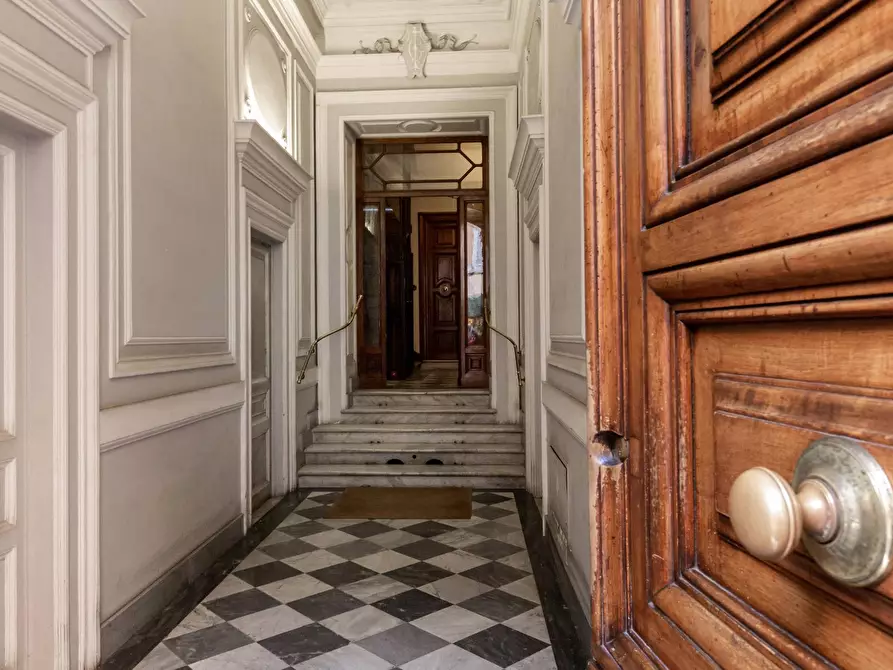 Immagine 19 di Appartamento in affitto  in Via Sistina a Roma