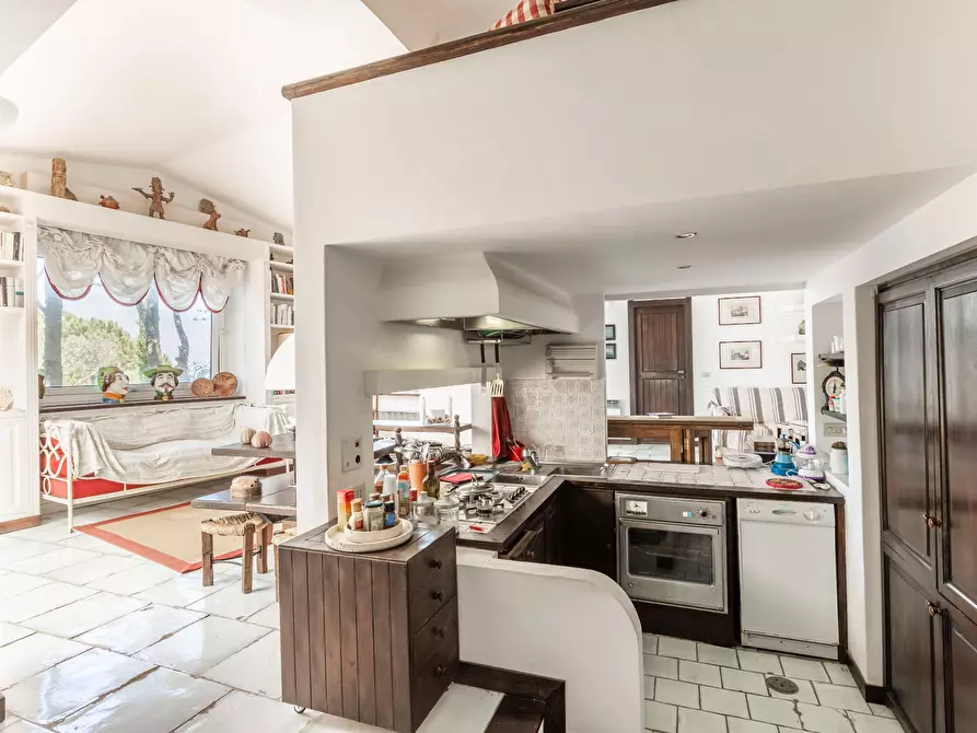 Immagine 6 di Villa in affitto  in Via del Castiglione a Capri