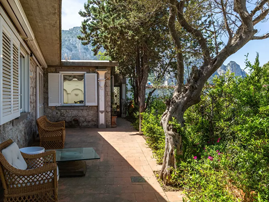 Immagine 16 di Villa in affitto  in Via del Castiglione a Capri