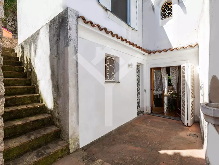 Immagine 18 di Villa in affitto  in Via del Castiglione a Capri