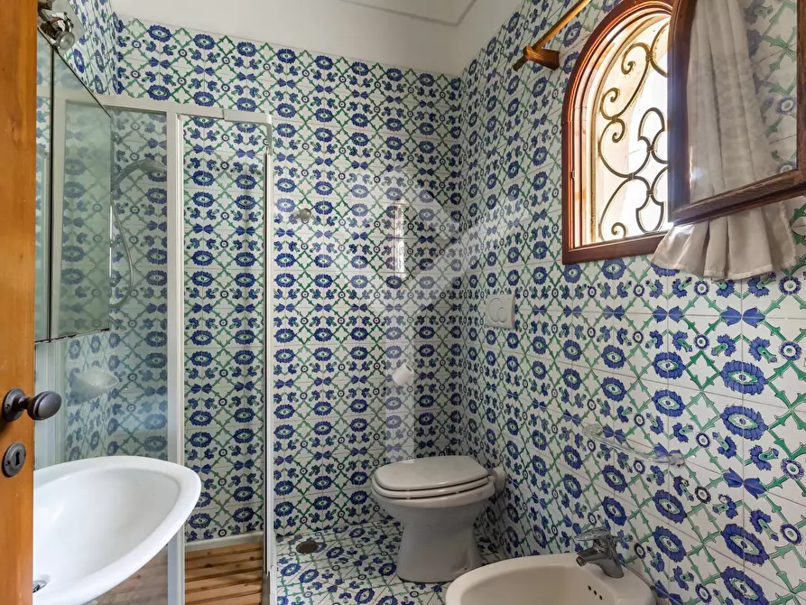 Immagine 11 di Villa in affitto  in Via del Castiglione a Capri