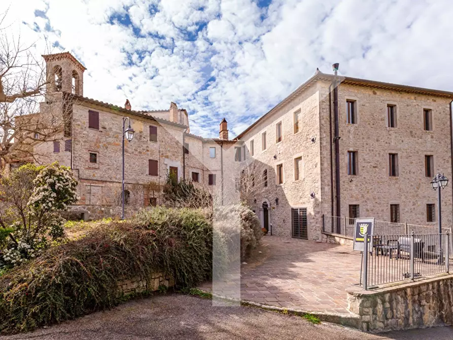 Immagine 1 di Villa in vendita  in Localita Izzalini a Todi