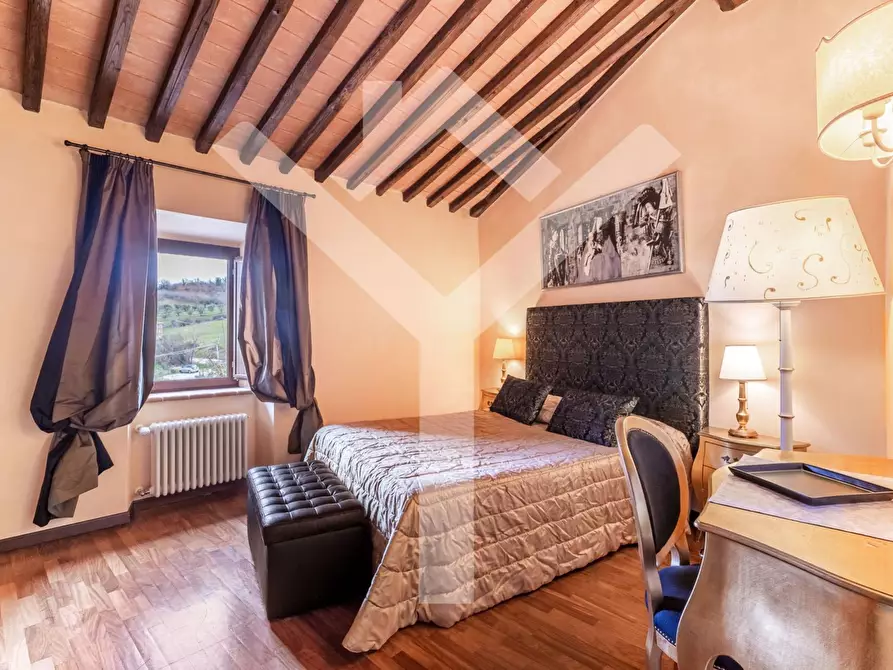 Immagine 21 di Villa in vendita  in Localita Izzalini a Todi