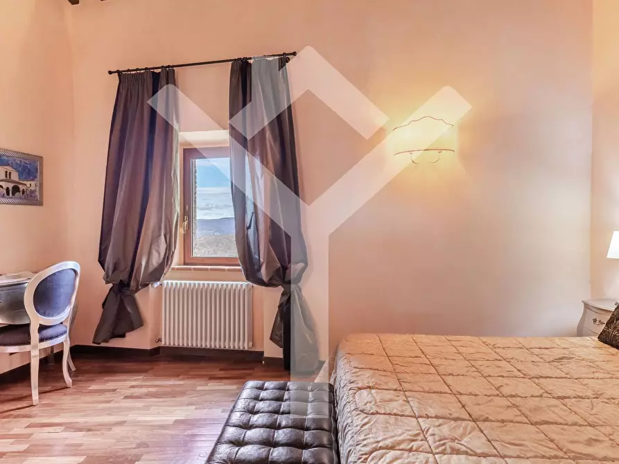 Immagine 22 di Villa in vendita  in Localita Izzalini a Todi