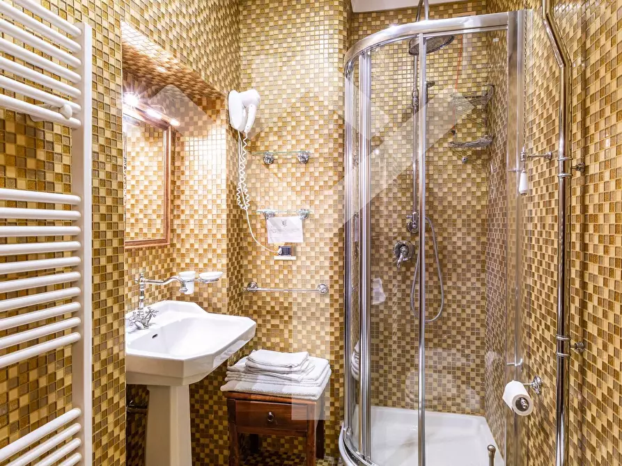 Immagine 14 di Villa in vendita  in Localita Izzalini a Todi