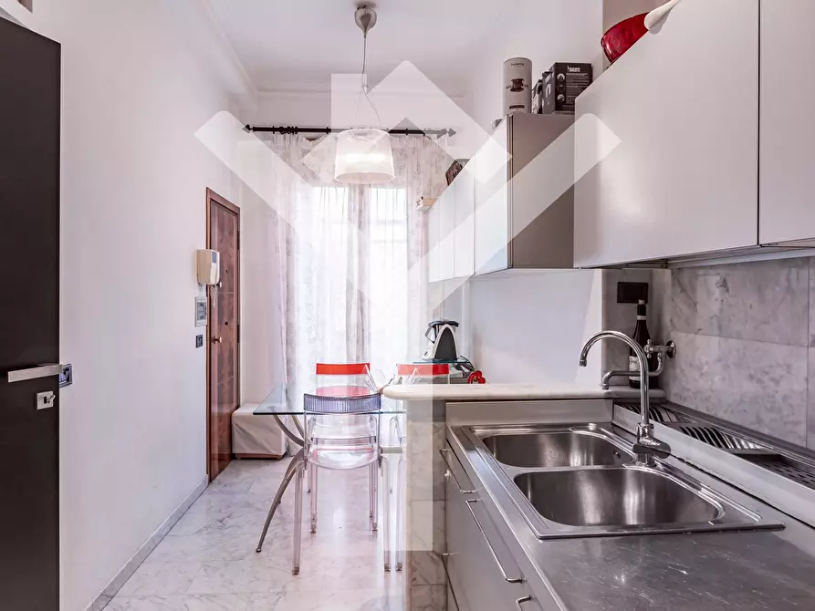 Immagine 9 di Appartamento in vendita  in Piazza Annibaliano a Roma