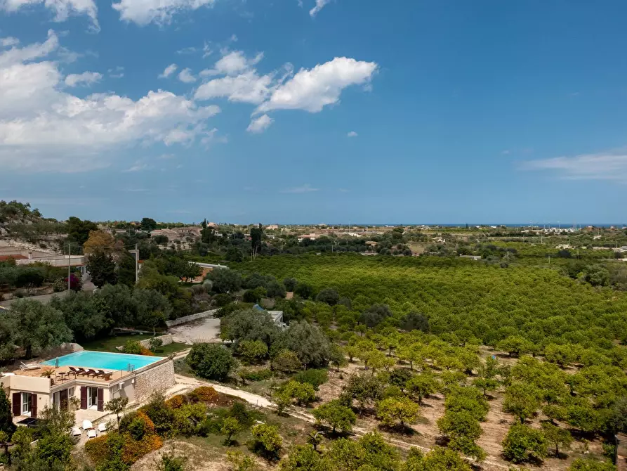 Immagine 5 di Villa in affitto  in Helorus a Noto
