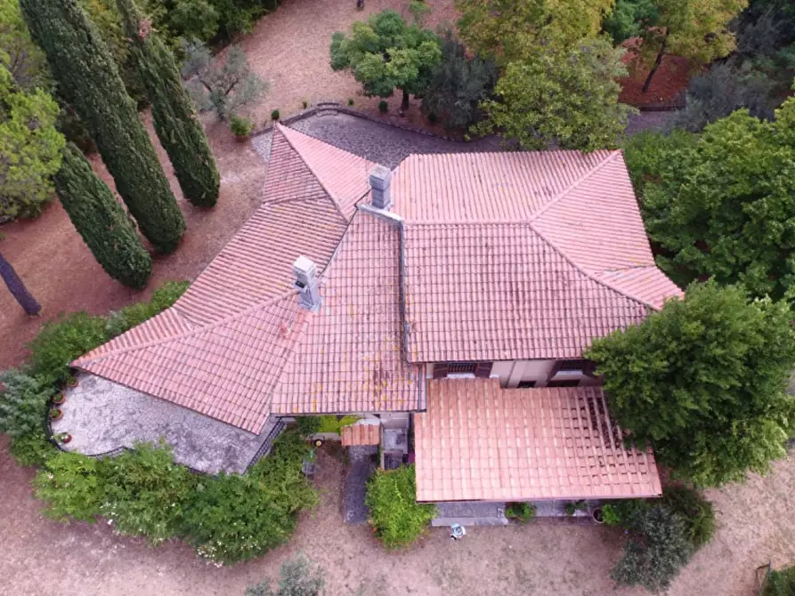 Immagine 2 di Villa in vendita  in Via Santa Maria a Montopoli Di Sabina