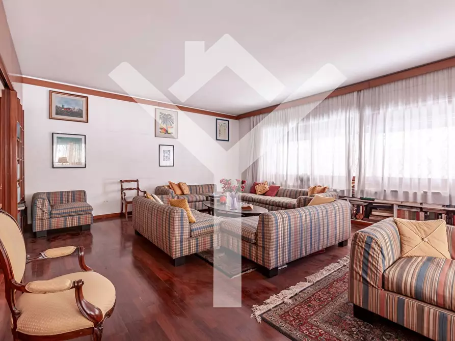 Immagine 3 di Appartamento in vendita  in Via Antonio Bertoloni a Roma