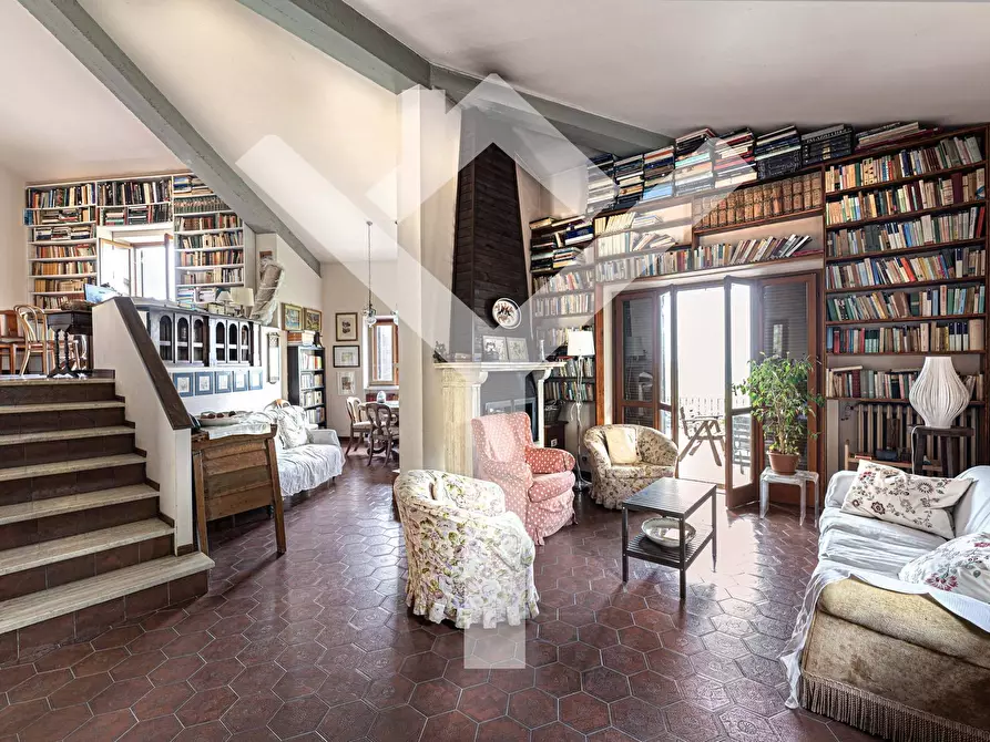 Immagine 3 di Villa in vendita  in Via Santa Maria a Montopoli Di Sabina