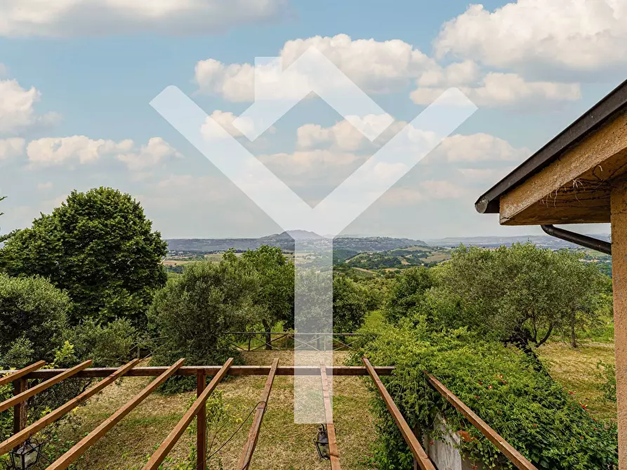 Immagine 17 di Villa in vendita  in Via Santa Maria a Montopoli Di Sabina