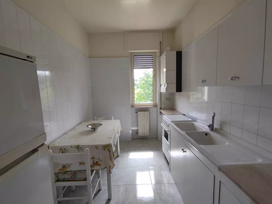 Immagine 8 di Appartamento in vendita  in Via Dei Bottegai a Sannicandro Garganico