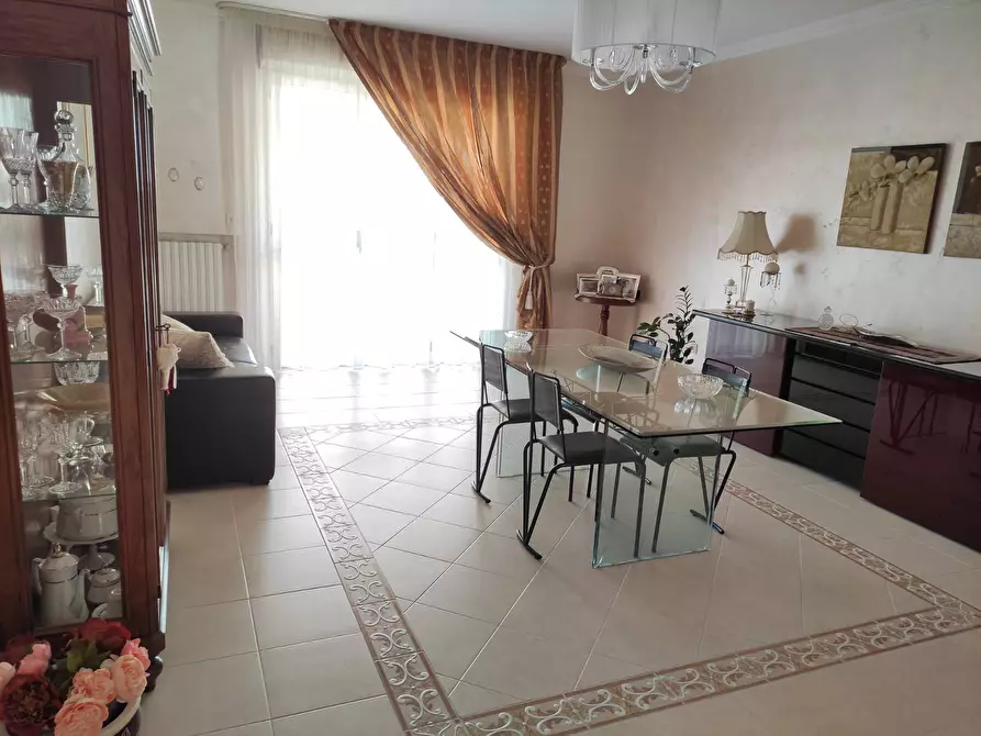 Immagine 2 di Appartamento in vendita  in Via Dei Maceristi a Sannicandro Garganico