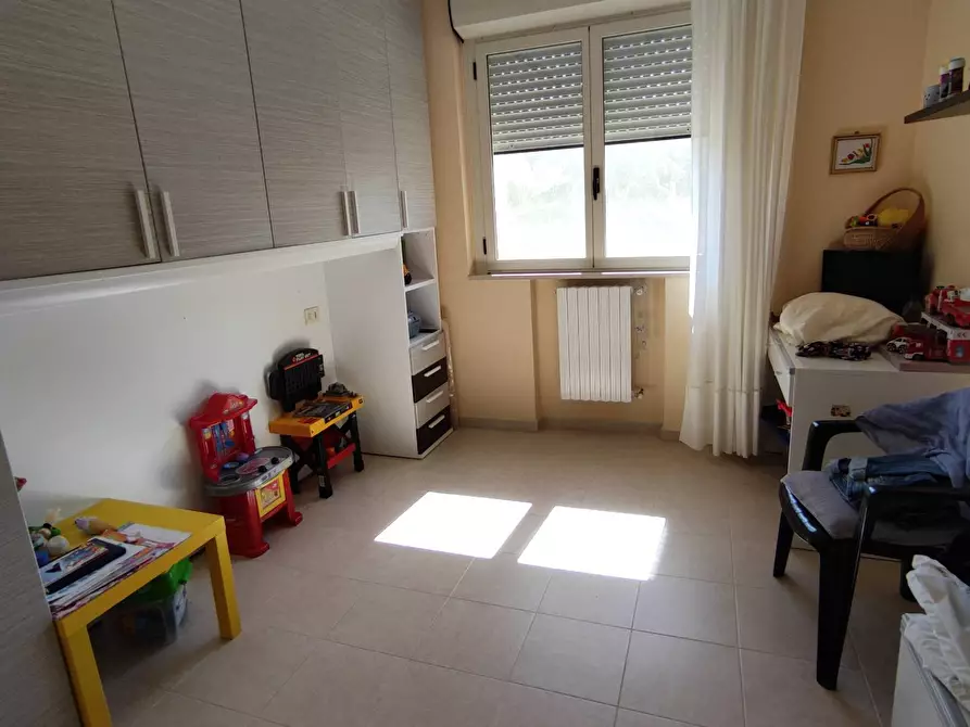 Immagine 13 di Appartamento in vendita  in Via Dei Maceristi a Sannicandro Garganico
