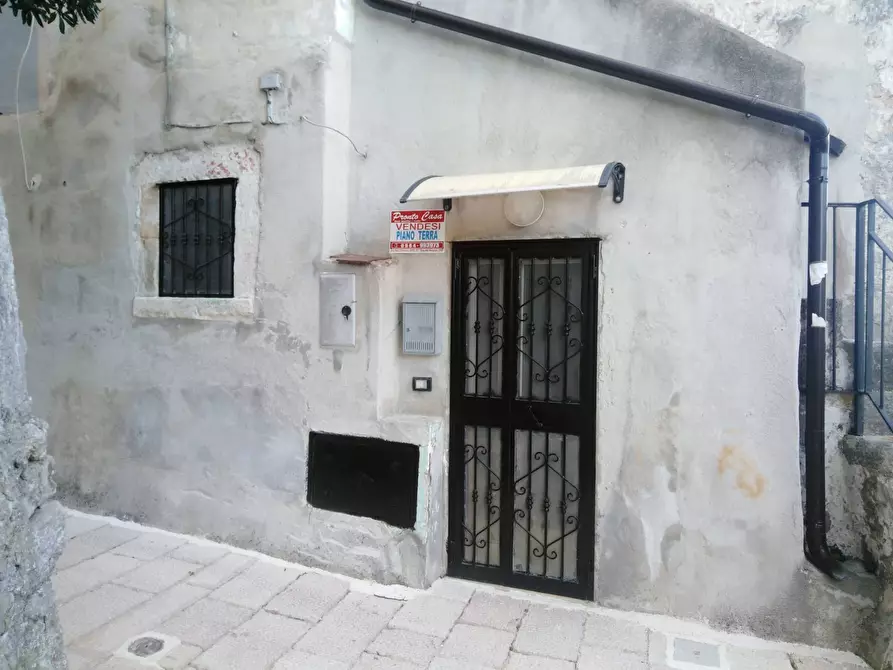Immagine 1 di Appartamento in vendita  in Via RICCITELLI a Vico Del Gargano