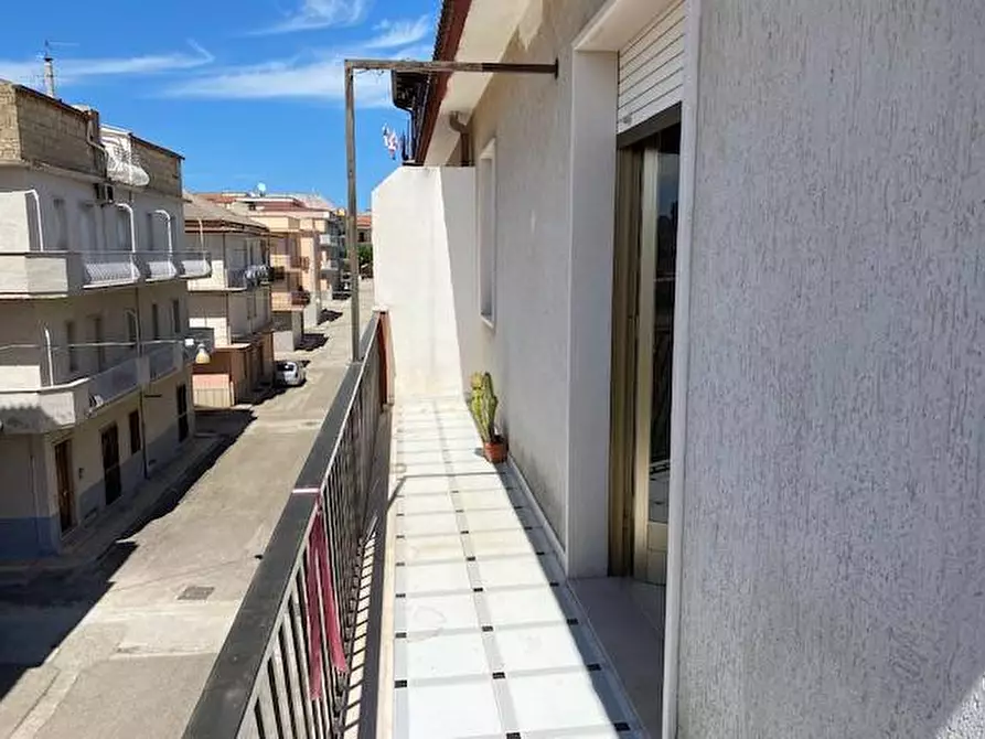 Immagine 14 di Appartamento in vendita  in Via Edoardo Scarpetta a Sannicandro Garganico