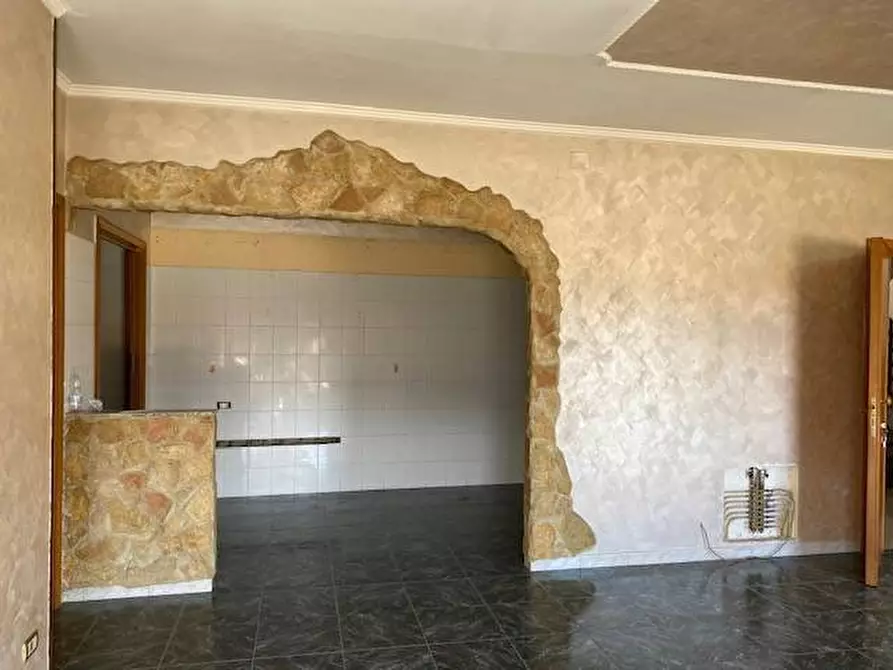 Immagine 4 di Appartamento in vendita  in Via Edoardo Scarpetta a Sannicandro Garganico