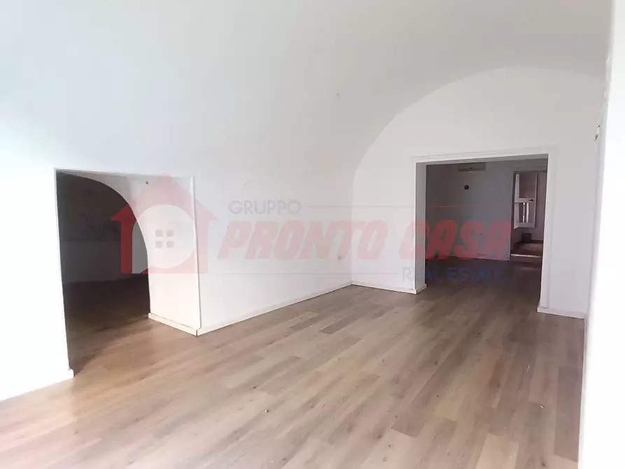 Immagine 5 di Locale commerciale in affitto  in Via Giuseppe Di Vagno a Vico Del Gargano