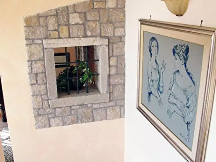 Immagine 19 di Villa in vendita  in Via XXIV Maggio a Lenola