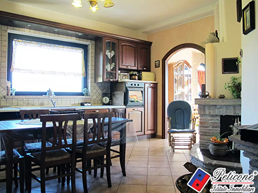 Immagine 7 di Villa in vendita  in Via XXIV Maggio a Lenola