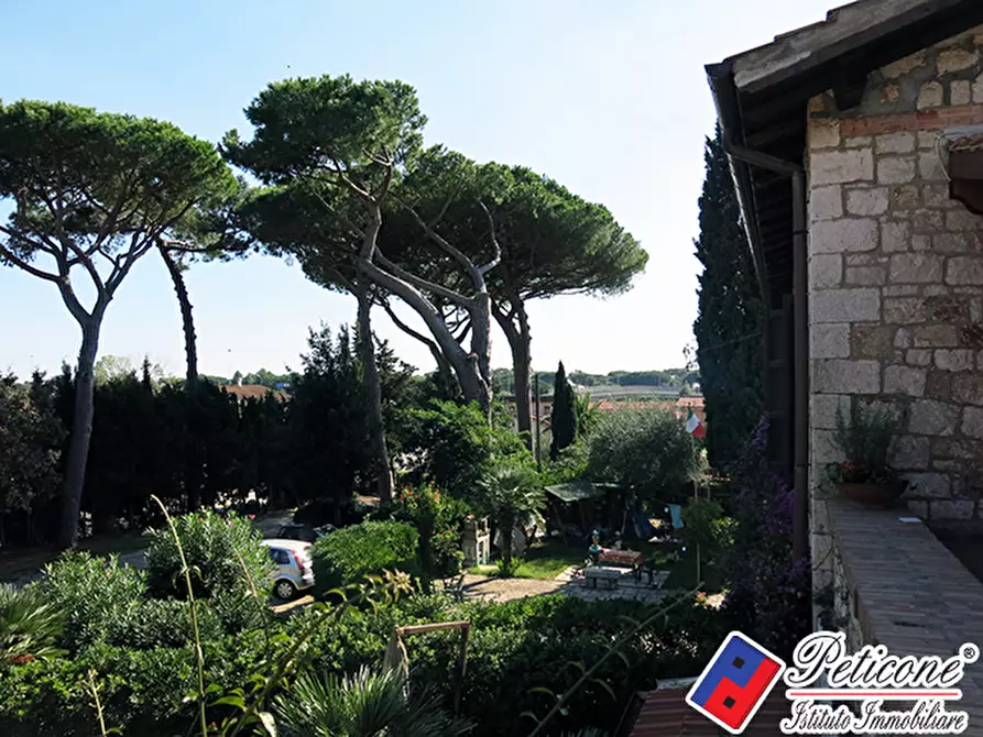 Immagine 25 di Appartamento in vendita  in Via Sant a Fondi