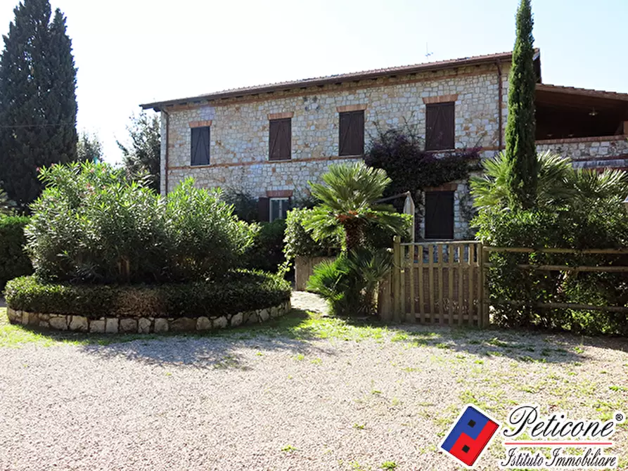 Immagine 22 di Appartamento in vendita  in Via Sant a Fondi