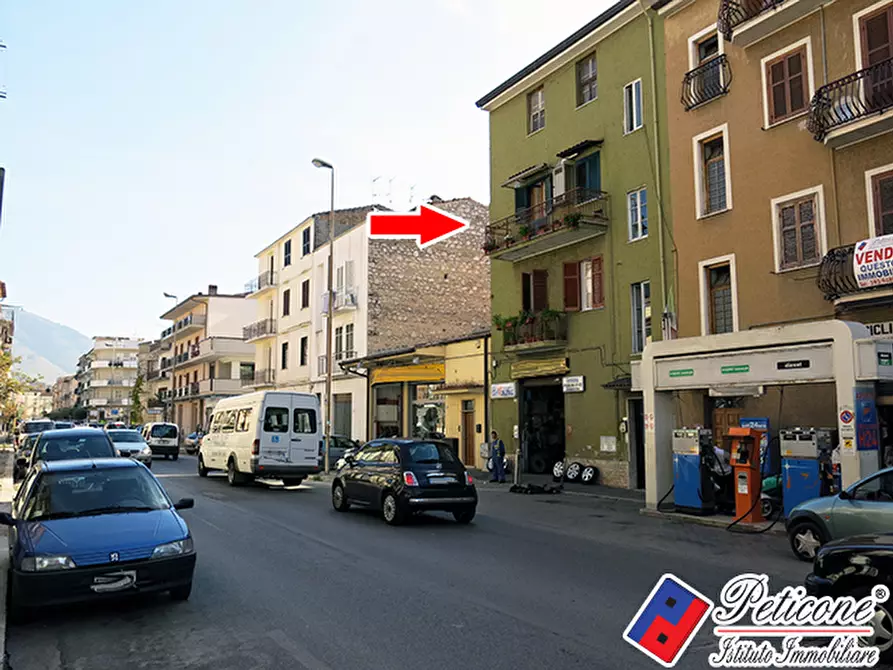 Immagine 1 di Appartamento in vendita  in via Nazario Sauro a Fondi