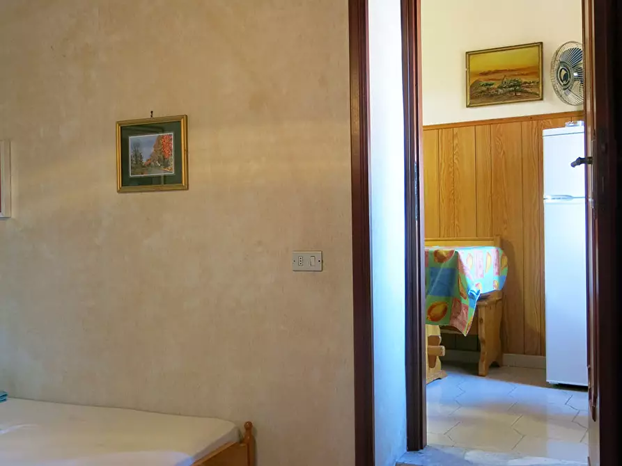 Immagine 14 di Appartamento in vendita  in Via Impero Romano a Lenola