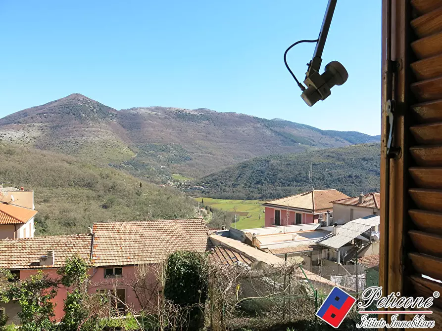 Immagine 19 di Appartamento in vendita  in Via Impero Romano a Lenola