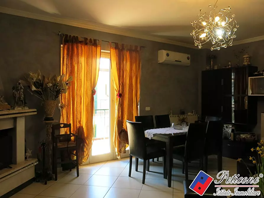 Immagine 5 di Villa in vendita  in Via ripa a Fondi