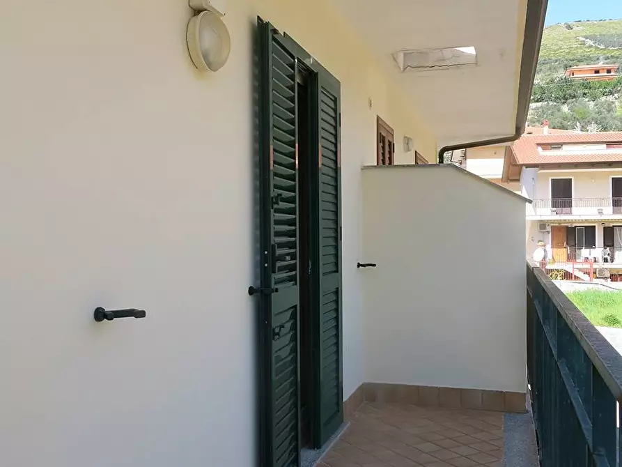 Immagine 16 di Villa in vendita  in Via ripa a Fondi