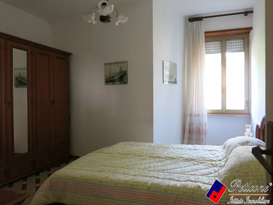 Immagine 4 di Appartamento in vendita  in Via della Mola a Lenola