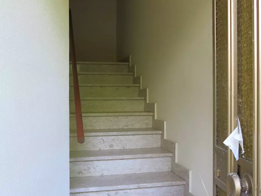 Immagine 9 di Appartamento in vendita  in Via della Mola a Lenola