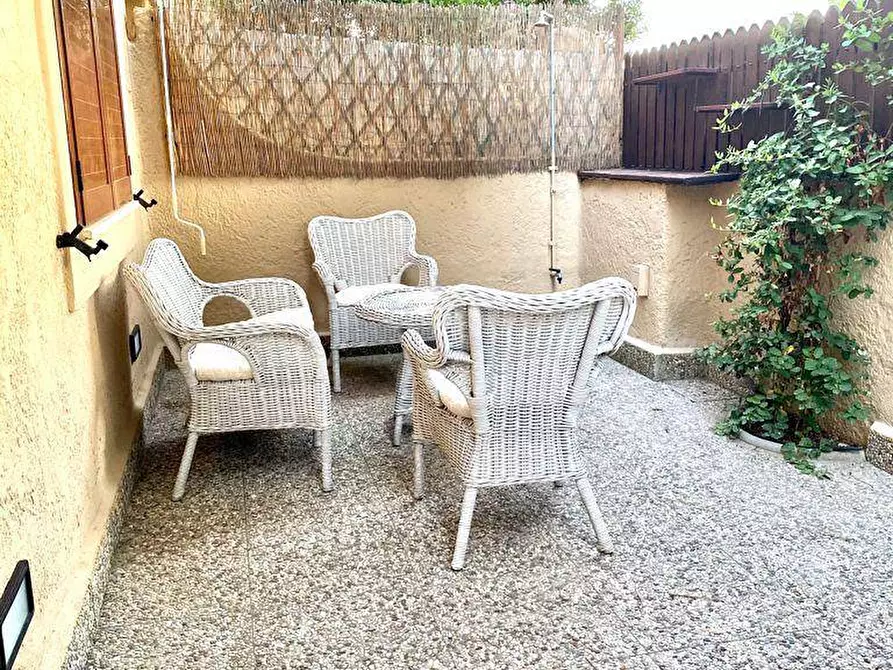 Immagine 21 di Villa in affitto  in Via Flacca a Fondi