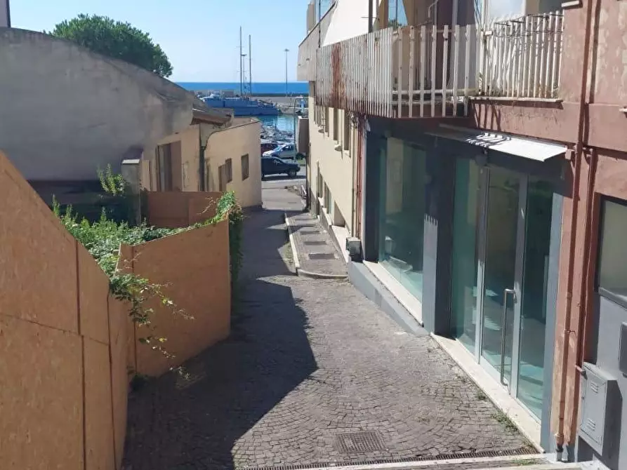 Immagine 2 di Appartamento in vendita  in via vitruvio a Formia
