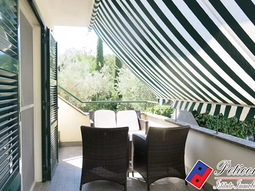 Immagine 6 di Villa in vendita  in Via Flacca a Fondi