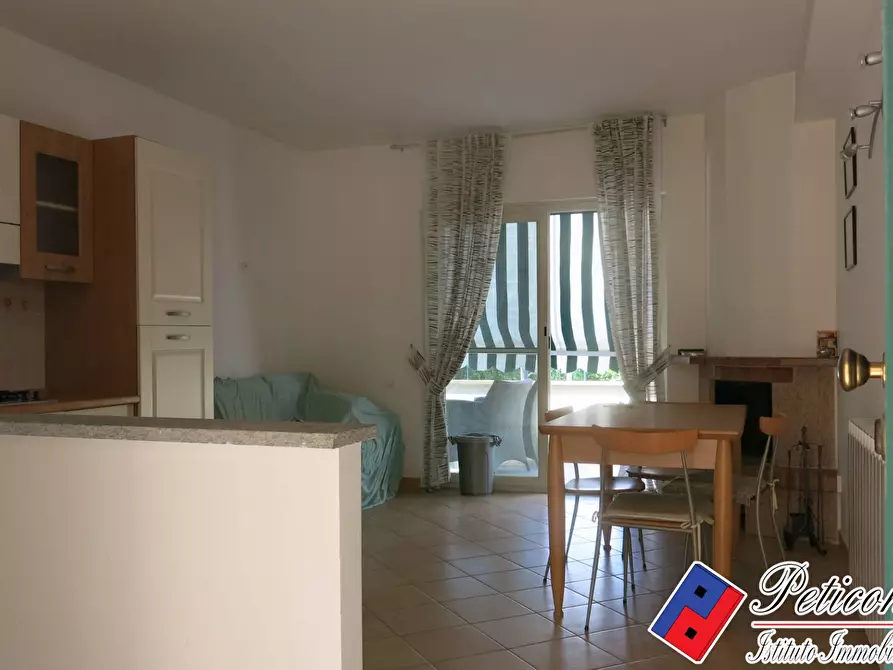 Immagine 24 di Villa in vendita  in Via Flacca a Fondi