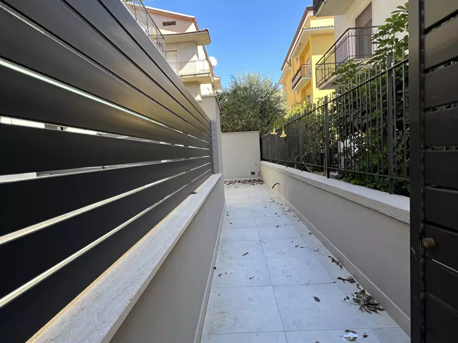 Immagine 10 di Appartamento in vendita  in Via Cristoforo Colombo a Fondi